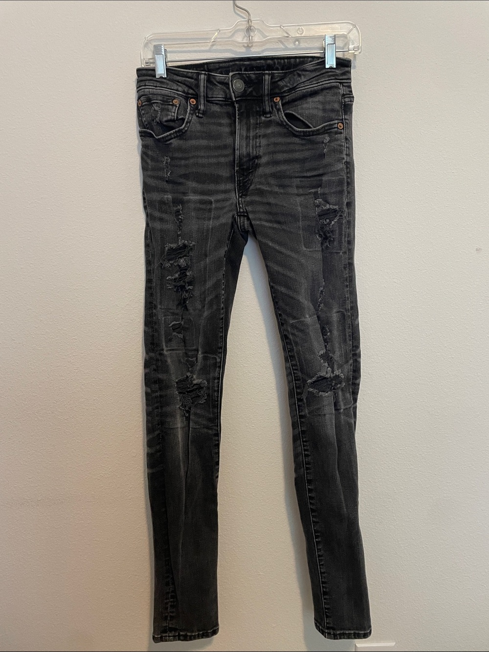 American Eagle Outfitters Washed Black Distressed Skinny Jeans